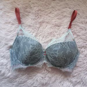 Victoria's Secret Lined Plunge Blue Lace Bra